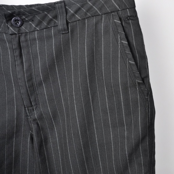 O'NEILL Men's Pinstripe Classic Walk Skater Shorts - Picture 5 of 8